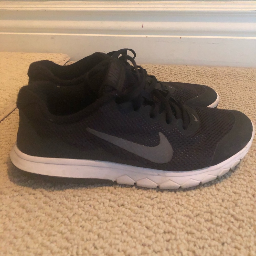 Nike Black Sneakers Size 6.5